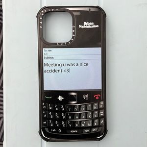 CASETIFY URBAN SOPHISTICATION “RAE” case